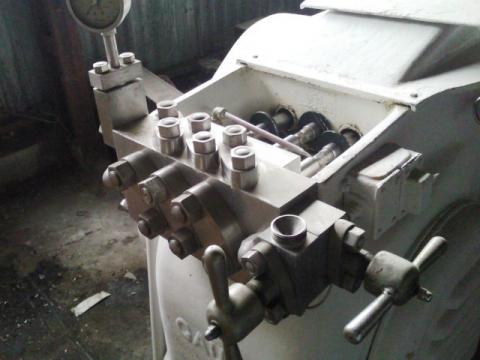 Gaulin 2000 L / H @ 200 Bar homogenizer